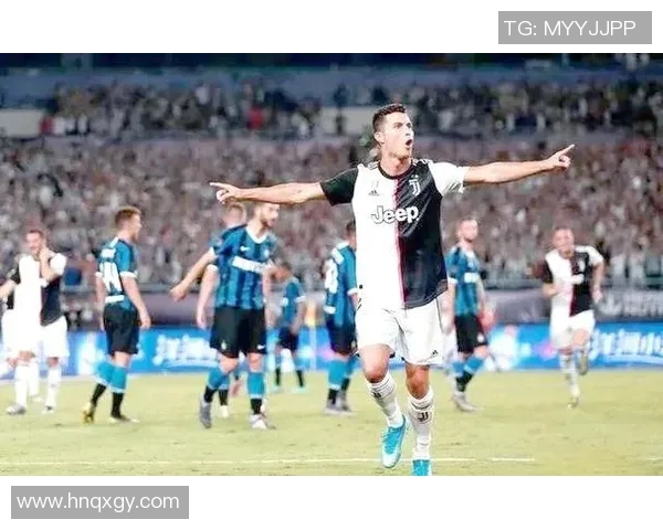 外国人眼中的足球明星魅力与影响力探讨